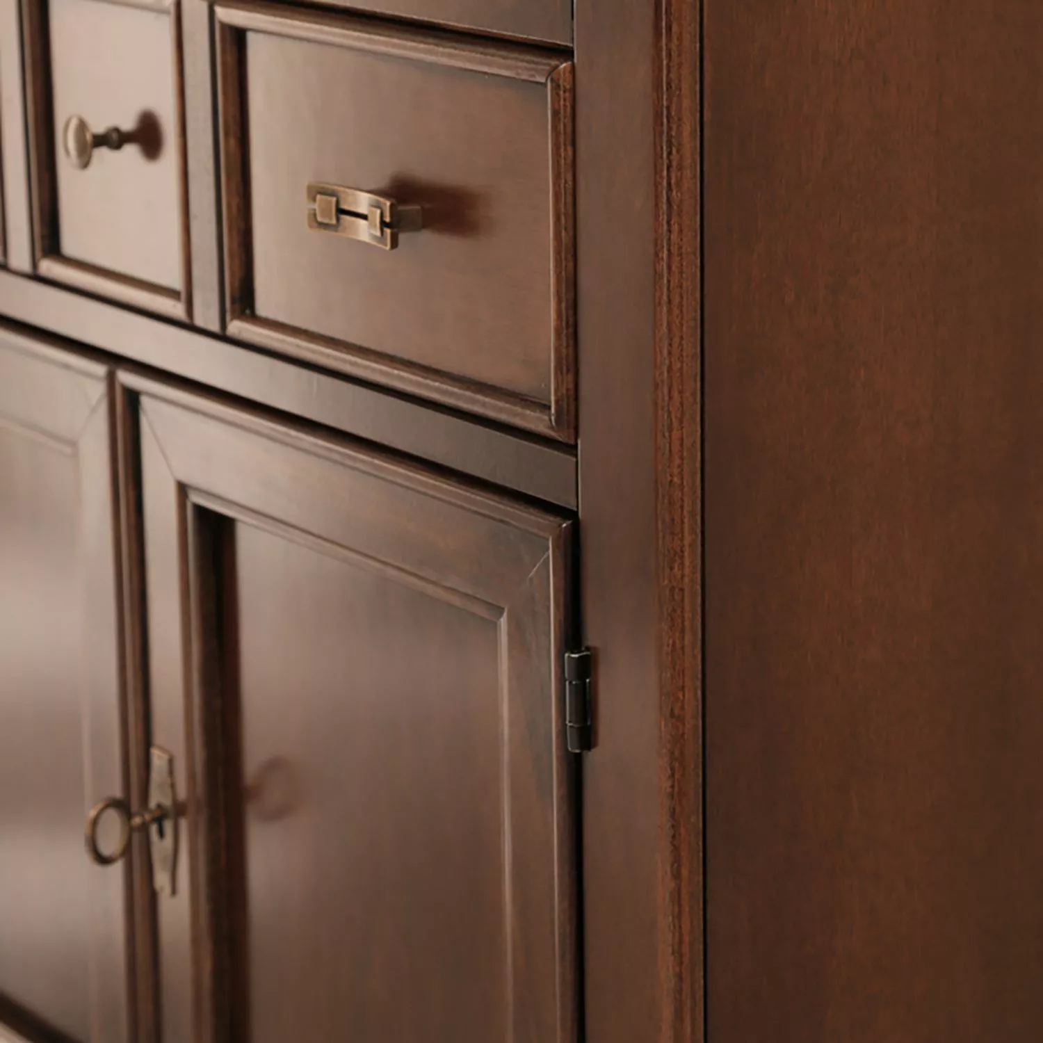 Montreux Sekretär Dan - Ayous teilmassiv - Antikbraun 12 Montreux Sekretär Dan - Ayous teilmassiv - Antikbraun – Bild 10