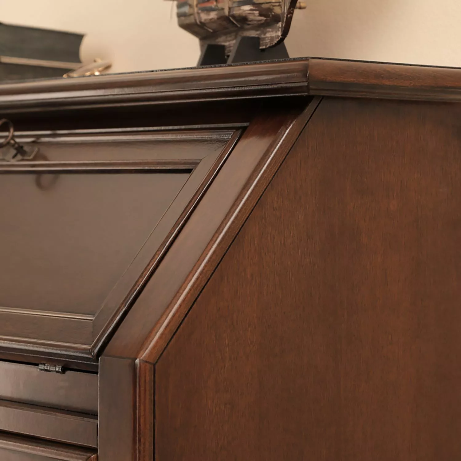 Montreux Sekretär Dan - Ayous teilmassiv - Antikbraun 14 Montreux Sekretär Dan - Ayous teilmassiv - Antikbraun – Bild 12