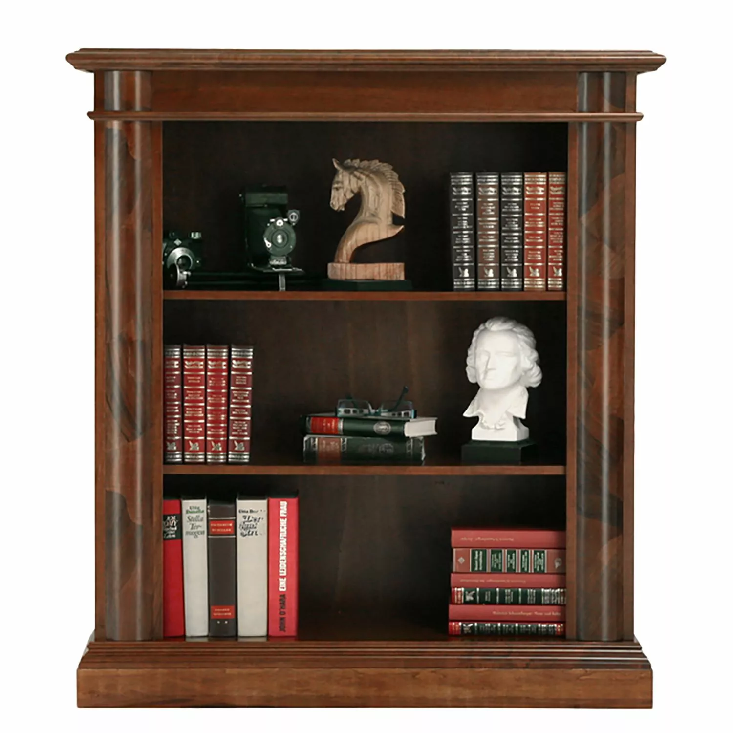 Montreux Mehrzweckregal Materro I - Echtholzfurnier - Nussbaum Antik 6 Montreux Mehrzweckregal Materro I - Echtholzfurnier - Nussbaum Antik – Bild 4