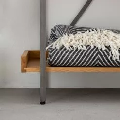 Ars manufacti Bücherregal Dharai I - Echtholzfurnier / Metall - Eiche / Silber 21 Ars manufacti Bücherregal Dharai I - Echtholzfurnier / Metall - Eiche / Silber -Buromobel Verkaufe 1000117164 180827 07154918 GALLERYIMAGES P000000001000117164