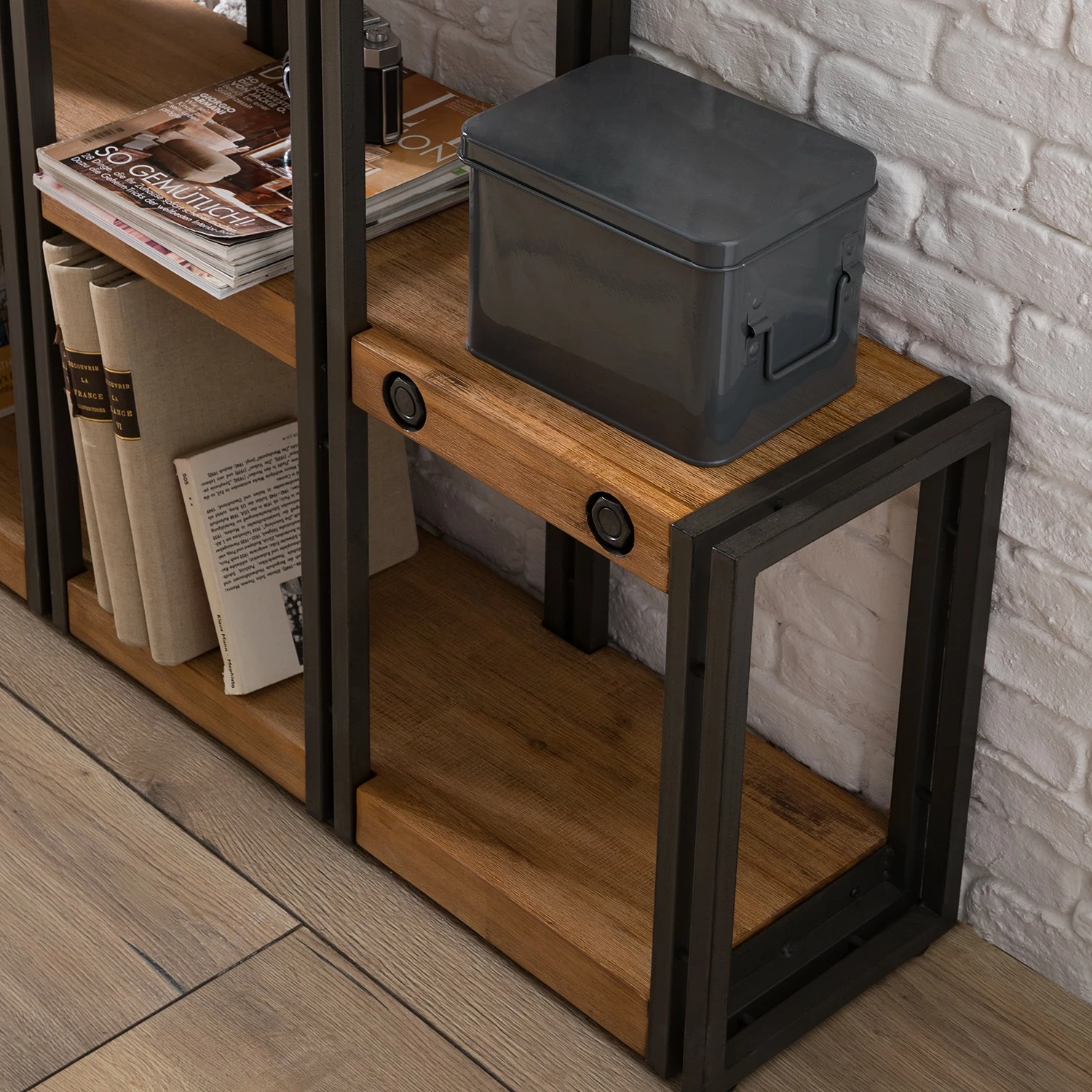 Ars manufacti Stufenregal Manchester - Akazie massiv / Metall - Akazie / Anthrazit 10 Ars manufacti Stufenregal Manchester - Akazie massiv / Metall - Akazie / Anthrazit – Bild 8