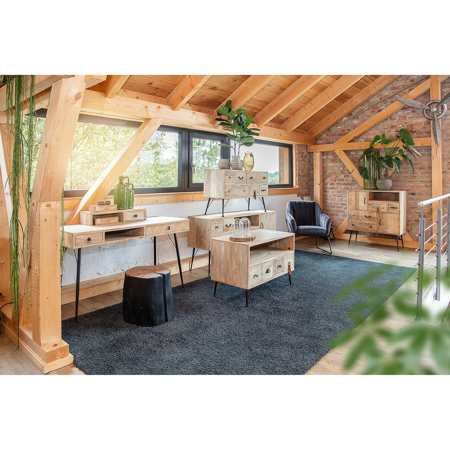 Ars manufacti Schreibtisch Luka - Mango massiv / Metall - Mango / Schwarz 4 Ars manufacti Schreibtisch Luka - Mango massiv / Metall - Mango / Schwarz – Bild 2