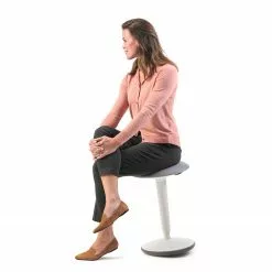 Sedus Stehhocker se:fit - Weiß / Grau -Buromobel Verkaufe 1000212447 200507 14155900312 DETAILS P000000001000212447