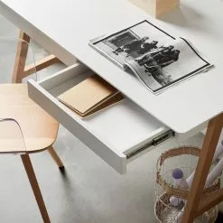 Furnitive Schreibtisch Nilos - Eiche teilmassiv - Weiß / Eiche -Buromobel Verkaufe 1000214323 200609 07302800027 MOOD DETAILS P000000001000214323 mood