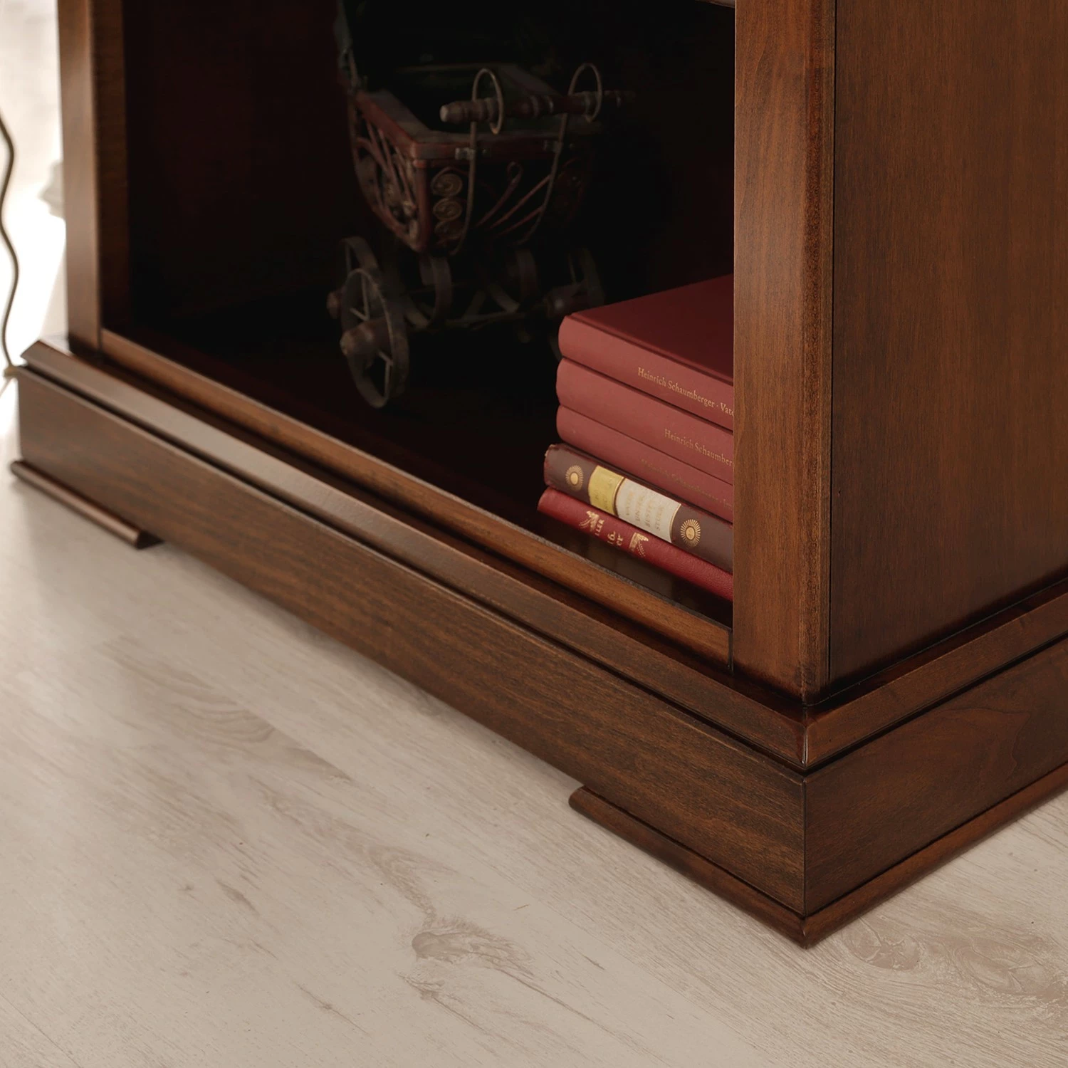 Ridgevalley Regal Brieux I - Echtholzfurnier - Tulpenbaum Antik 11 Ridgevalley Regal Brieux I - Echtholzfurnier - Tulpenbaum Antik – Bild 9