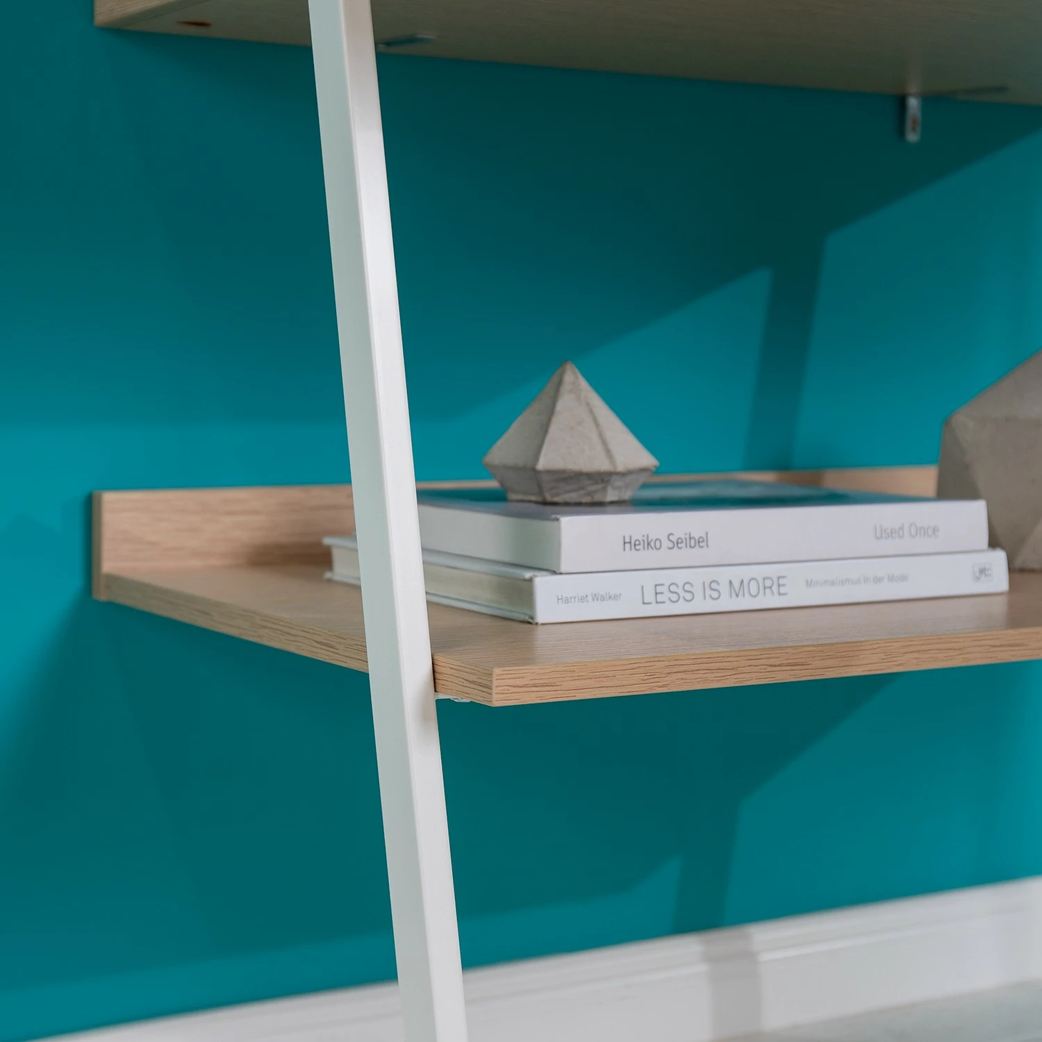 Loftscape Schreibtischregal North - Eiche Dekor / Matt Weiß 6 Loftscape Schreibtischregal North - Eiche Dekor / Matt Weiß – Bild 4