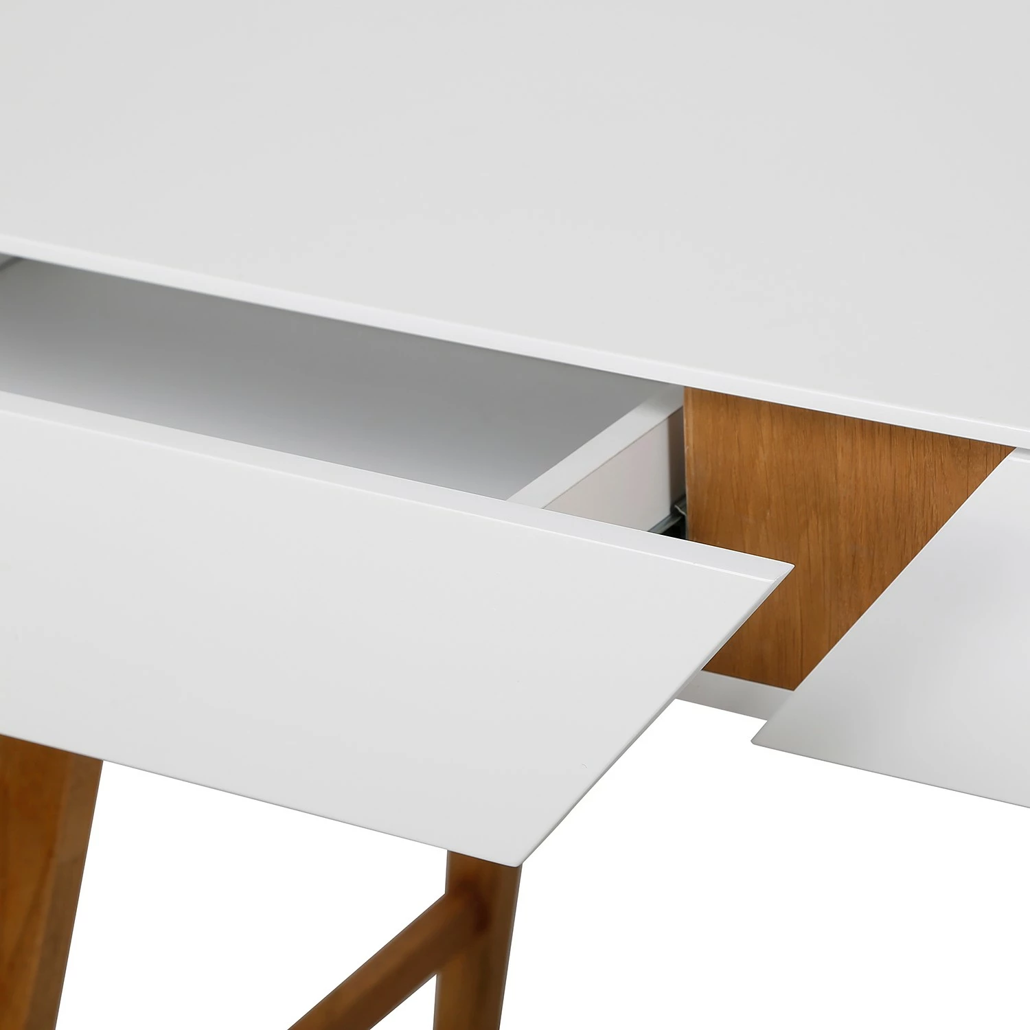 Mørteens Schreibtisch Teja - Catalpa teilmassiv - Weiß / Catalpa 6 Mørteens Schreibtisch Teja - Catalpa teilmassiv - Weiß / Catalpa – Bild 4