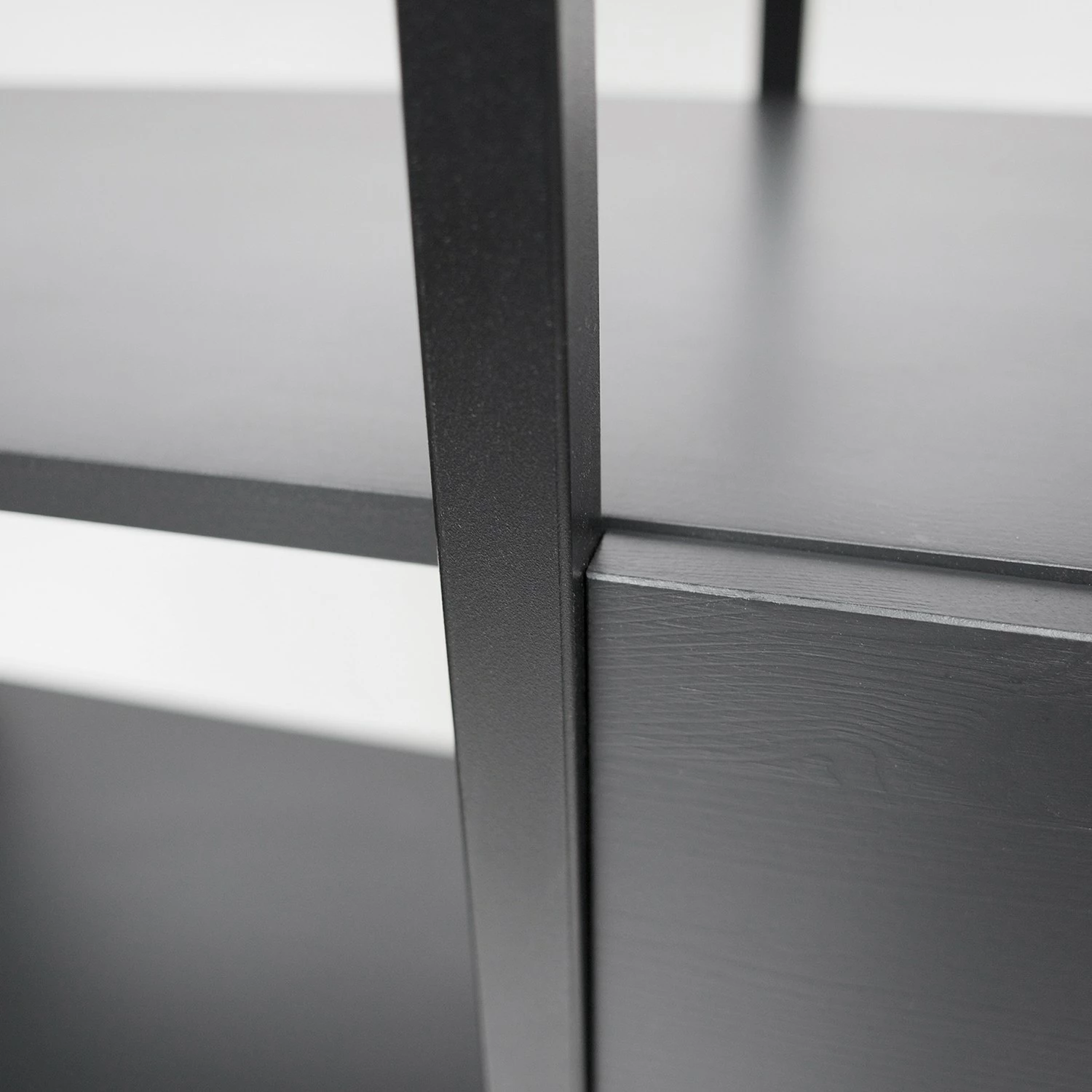 Red Living Regal Sarhua - Kiefer massiv / Metall - Kiefer Schwarz / Schwarz 7 Red Living Regal Sarhua - Kiefer massiv / Metall - Kiefer Schwarz / Schwarz – Bild 5