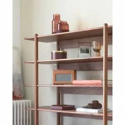 Naturoo Regal Chipata - Walnuss teilmassiv -Buromobel Verkaufe 1000363972 220714 023 MOOD DETAILS P000000001000363972 mood