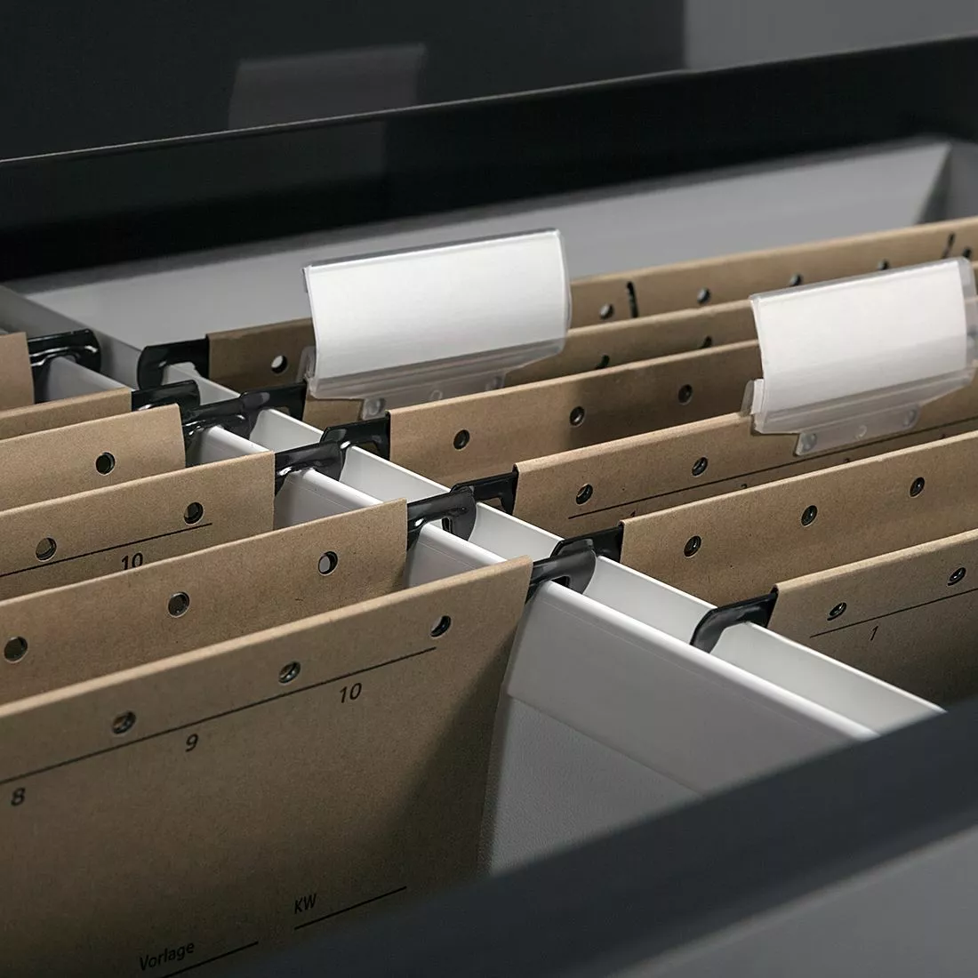 Maja Möbel Bürosparset Merit V (10-teilig) - Eiche Sonoma Dekor / Hochglanz Grau 7 Maja Möbel Bürosparset Merit V (10-teilig) - Eiche Sonoma Dekor / Hochglanz Grau – Bild 5